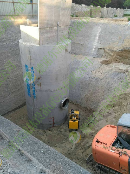 一體化泵站安裝現(xiàn)場(chǎng)