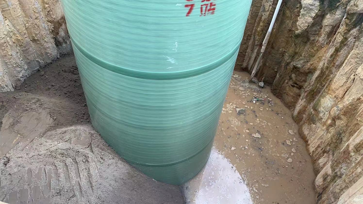 89b0b7798a3ae340d99658ec9654d84.jpg 89b0b7798a3ae340d99658ec9654d84.jpg